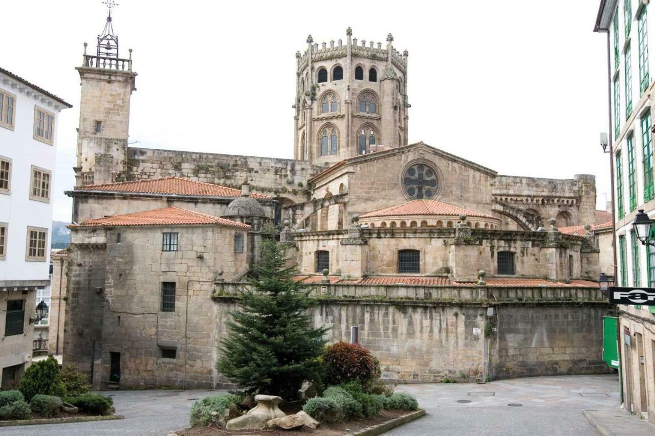 Luminoso Termal Casco Historico Apartment Ourense Luaran gambar
